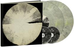 A DAWN TO FEAR DELUXE ARTBOOK (2CD+2LP BOOK)