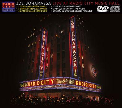 LIVE AT RADIO CITY MUSIC HALL (CD+DVD BOX)